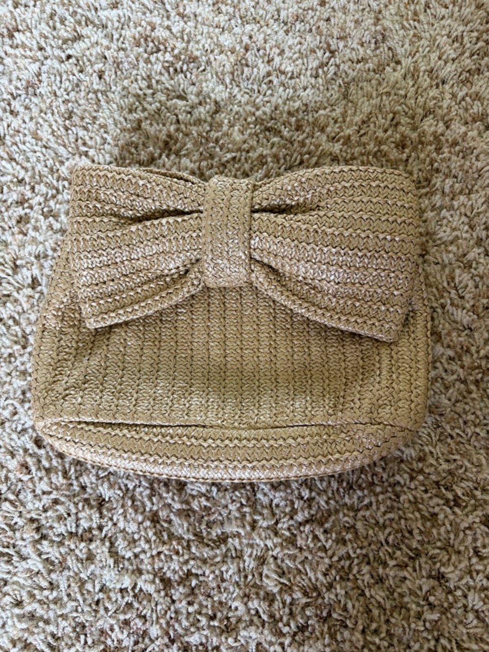 Woven Bow Accent Straw Clutch